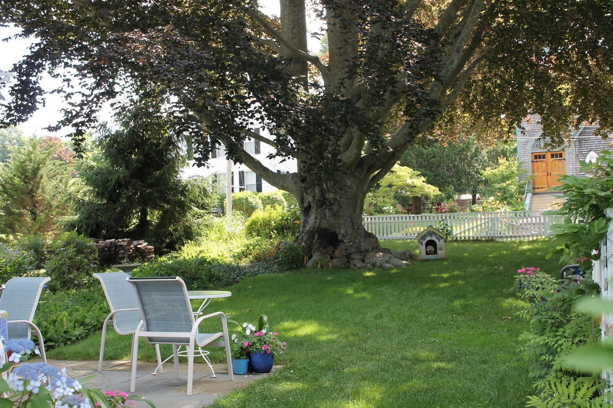 The 1720 House Acomodação com café da manhã Vineyard Haven Exterior foto